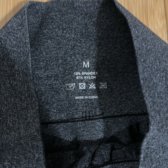 NVGTN Black Speckled Curve Seamless Leggings sz M - Picture 3 of 5